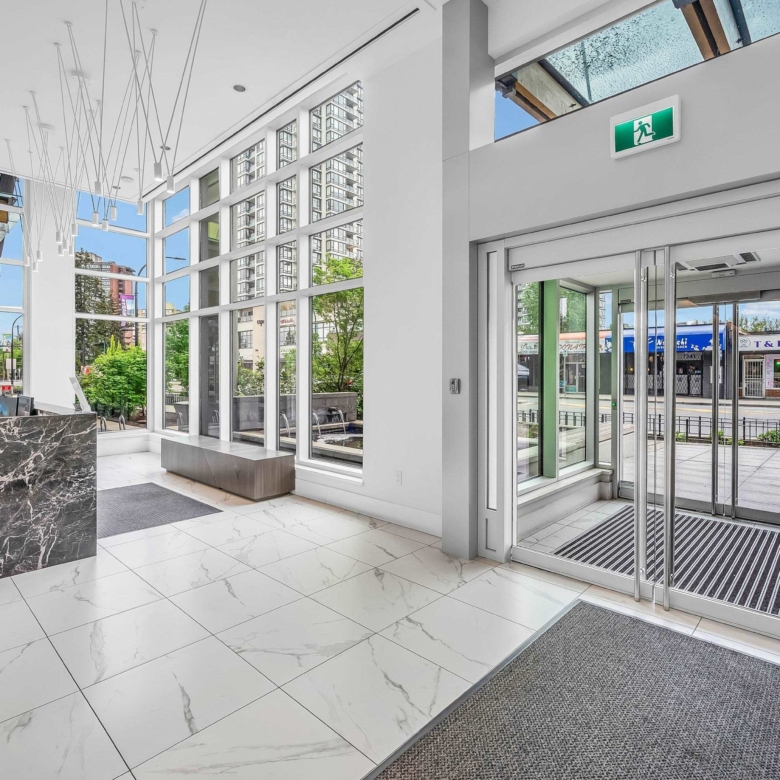 1402-7358 Edmonds Street