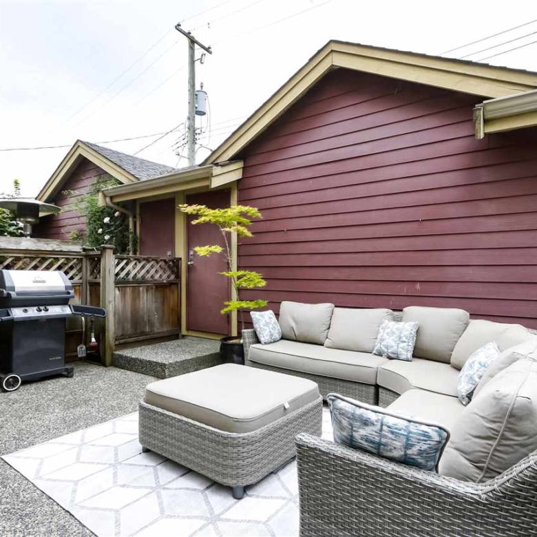 257 E 13th Avenue