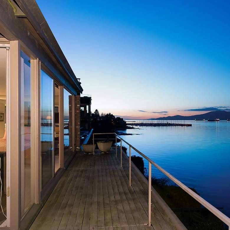 3281 Point Grey