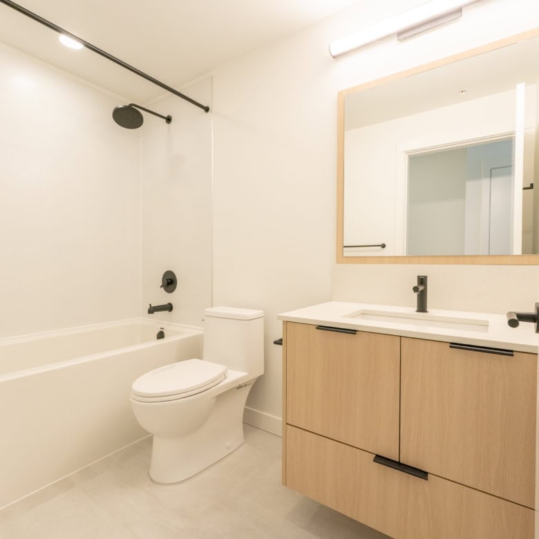 512-10466 138A Street Surrey