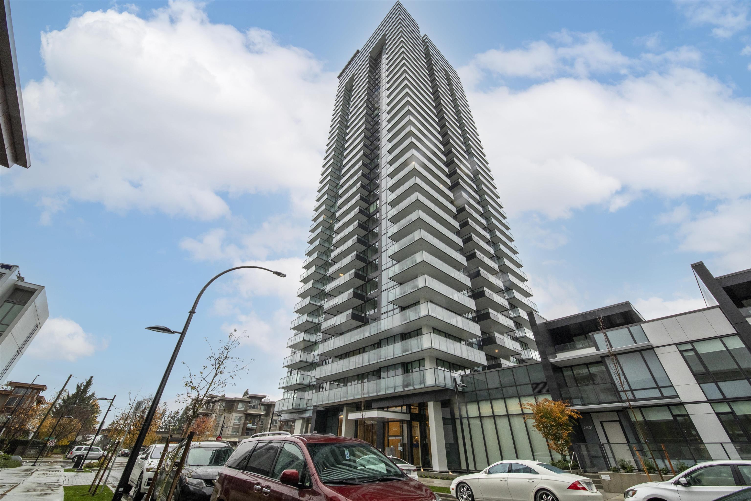 2108-6699 DUNBLANE AVENUE, Burnaby, British Columbia Apartment/Condo, 2 Bedrooms, 2 Bathrooms, Residential Attached,For Sale, MLS-R2827492