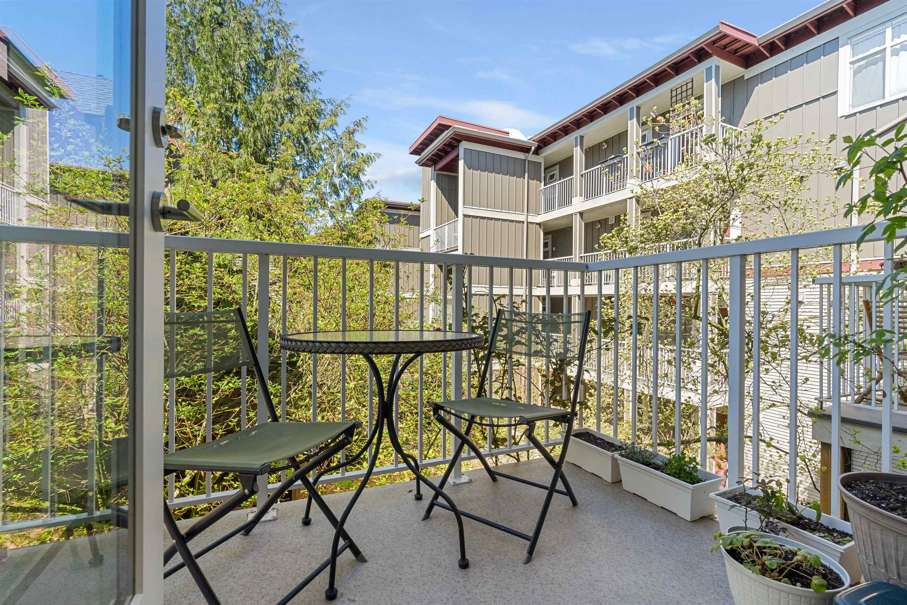107-4272 ALBERT STREET, Burnaby, British Columbia, 2 Bedrooms Bedrooms, ,1 BathroomBathrooms,Residential Attached,For Sale,R2894610