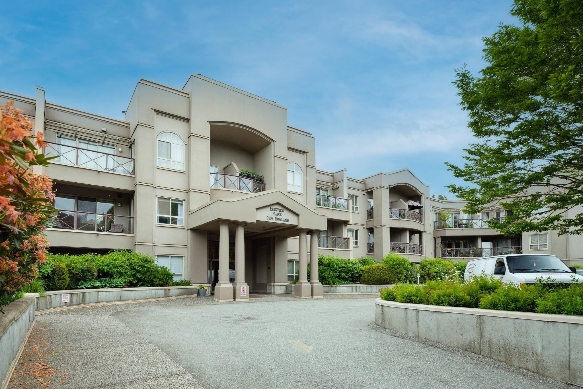 201-2109 ROWLAND STREET, Port Coquitlam, British Columbia, 2 Bedrooms Bedrooms, ,2 BathroomsBathrooms,Residential Attached,For Sale,R2895624