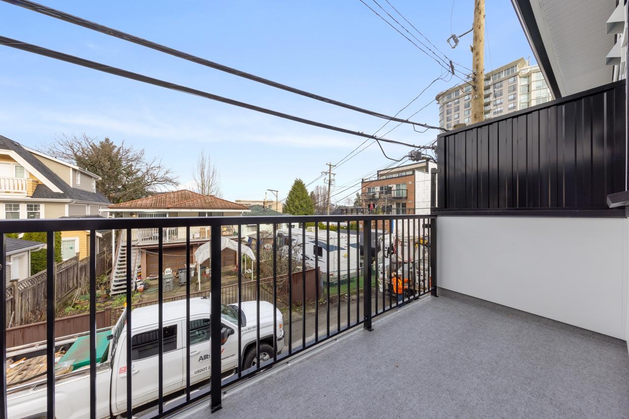 1373 E24TH AVENUE, Vancouver, British Columbia, 2 Bedrooms Bedrooms, ,2 BathroomsBathrooms,Residential Attached,For Sale,R2896833