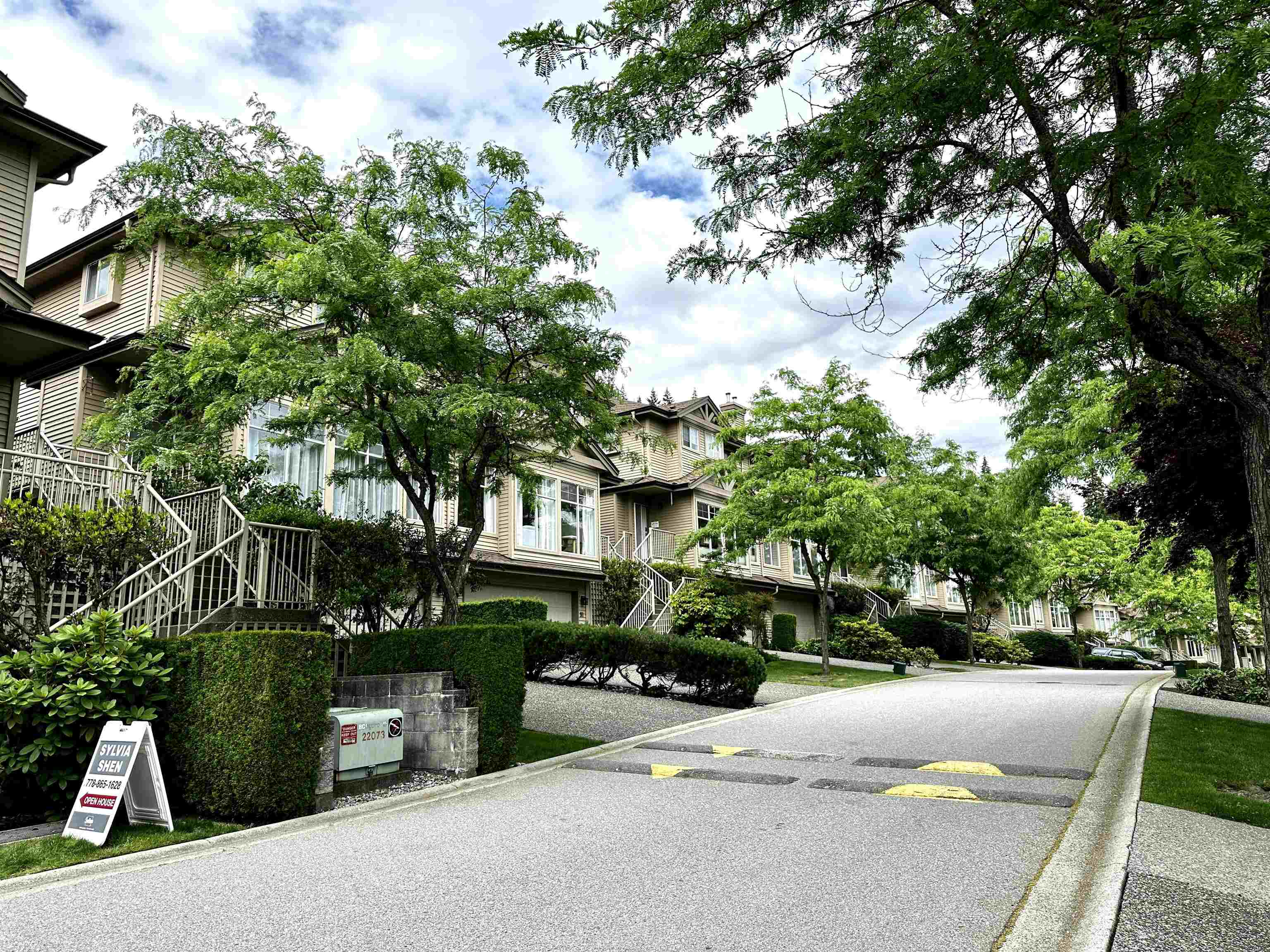 83-2979 PANORAMA DRIVE, Coquitlam, British Columbia Townhouse, 3 Bedrooms, 3 Bathrooms, Residential Attached,For Sale, MLS-R2897732