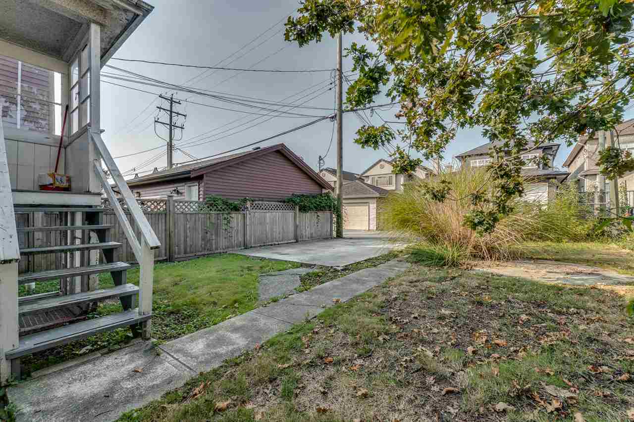 8443 OAK STREET, Vancouver, British Columbia, 3 Bedrooms Bedrooms, ,2 BathroomsBathrooms,Residential Detached,For Sale,R2769532