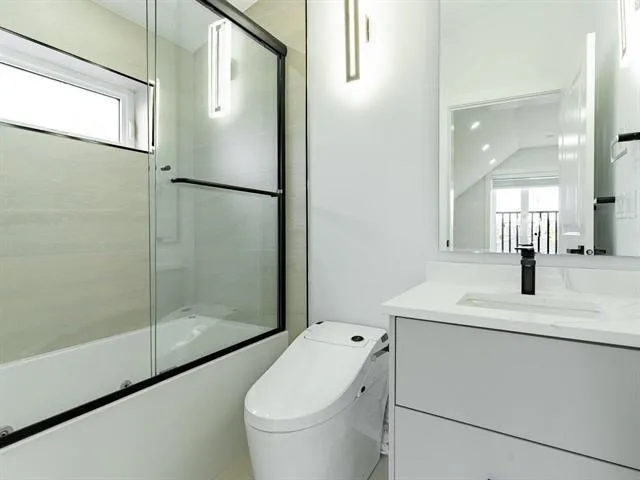 ON TOP FLOOR, with bidet toilet