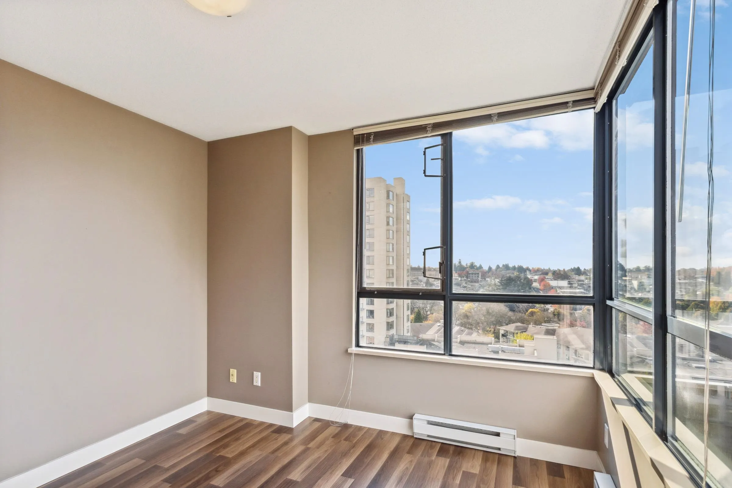 Bedroom #2 with corner windows looking southwest!