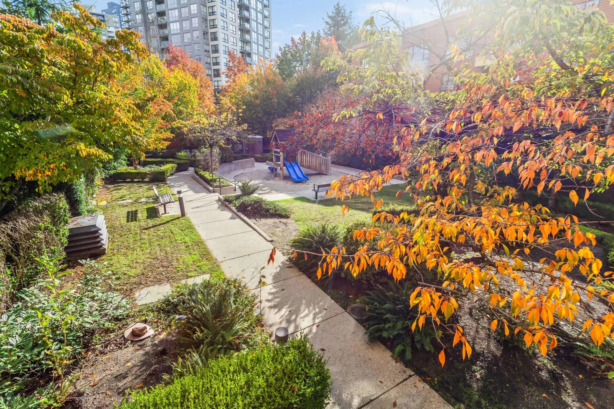 Private courtyard garden for the benefit of the residents of Emerald Park Place, The Amberley, and Emerald Court!