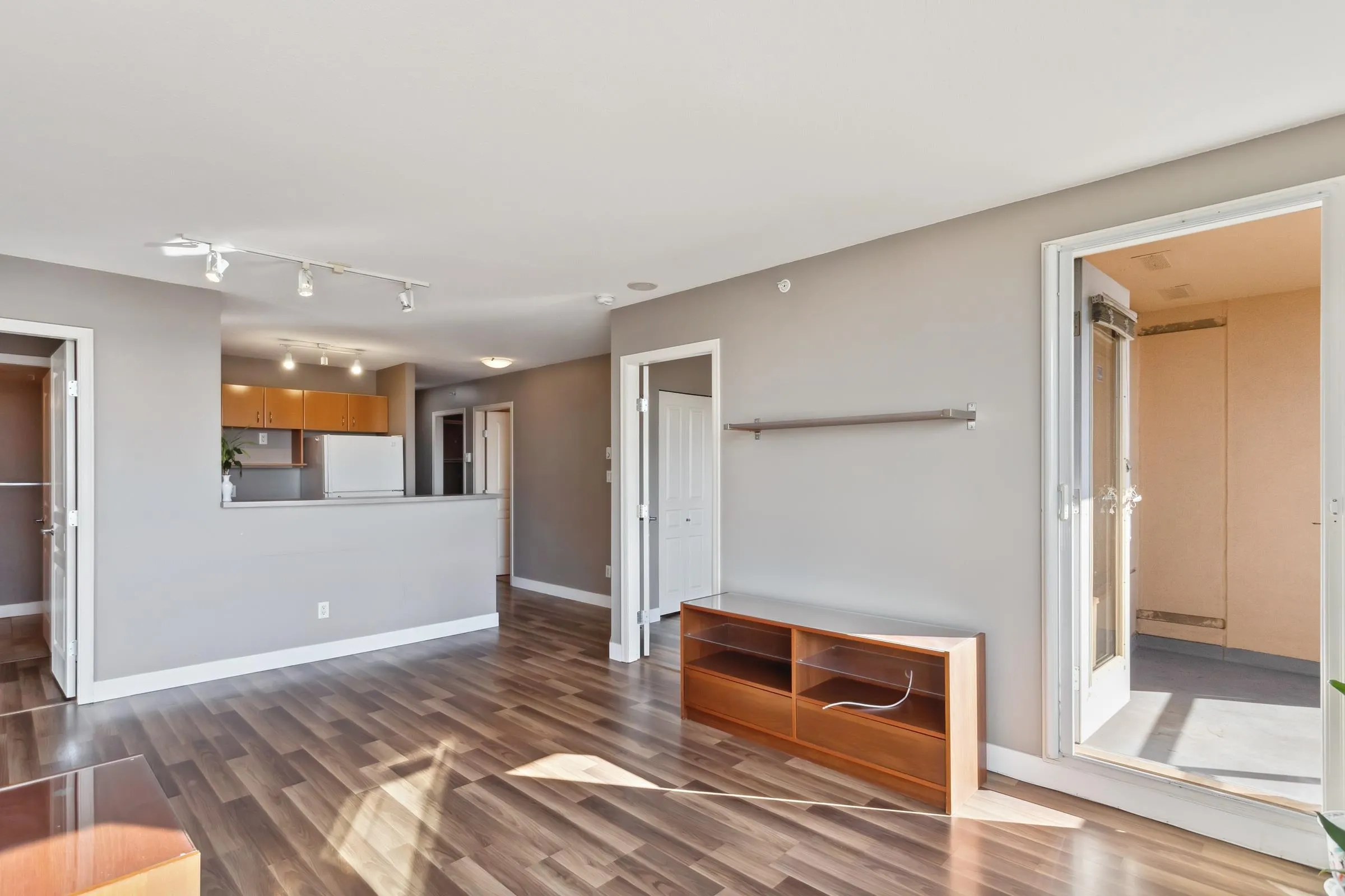 Living Room with access to the balcony!