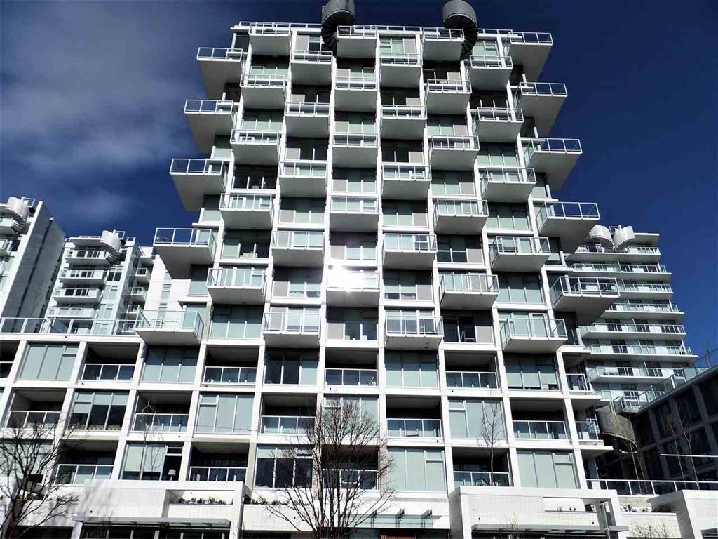 302-2221 30TH AVENUE, Vancouver, British Columbia V5N 0G6 R2813138